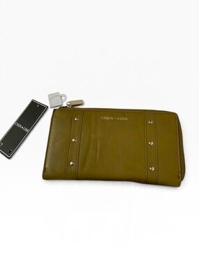 Union Code Moss Green Genuine Leather RFID Women's Wallet